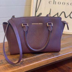 Medium size Michael Kors purse